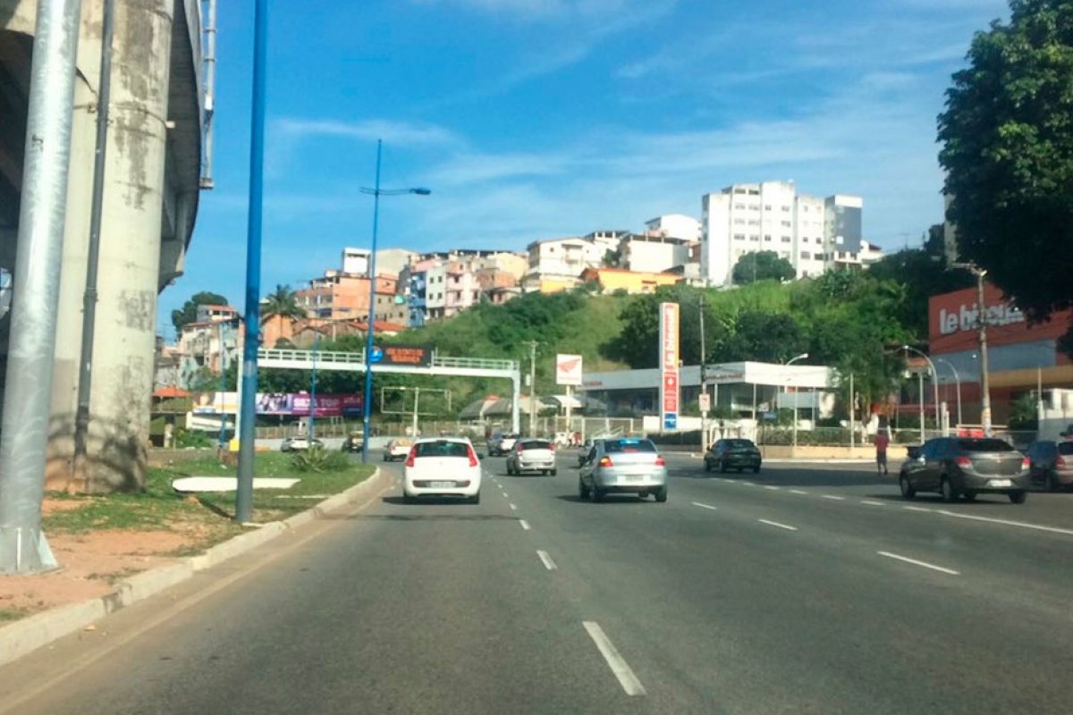 Avenida Bonocô é interditada nesta quinta (14) para reparos em passarela 