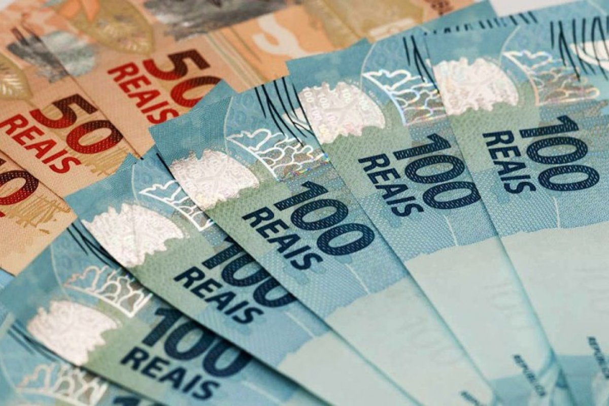 Governo deve flexibilizar manutenção de empregos para financiar folha salarial