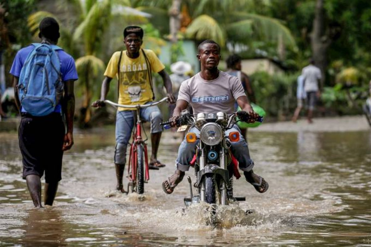 Pico da pandemia no Haiti deve coincidir com temporada de furacões, dizem autoridades de saúde