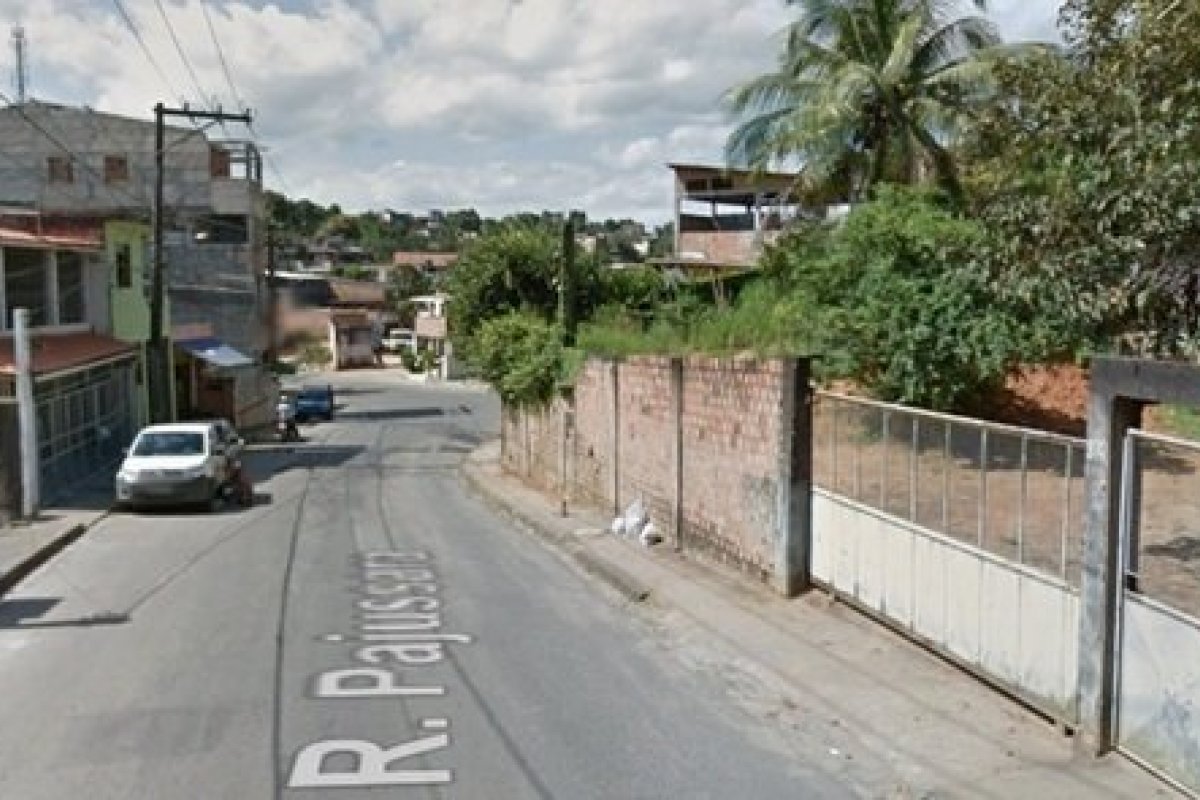 Mulher de 23 anos é morta a facadas em Salvador pelo ex-companheiro