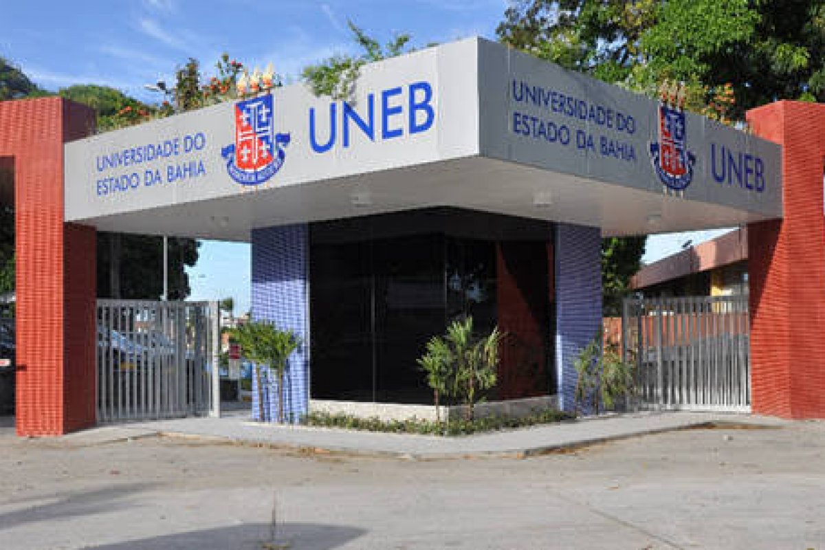 Universidades baianas solicitam adiamento do vestibular pela Covid-19 