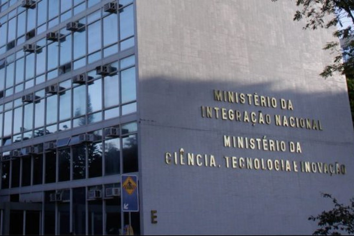 Em parceria com empresas, governo cria campanha "Unidos para o Brasil respirar"