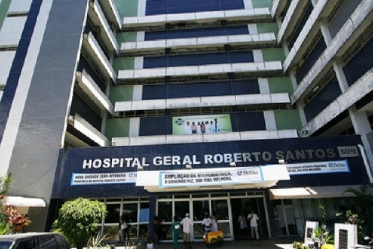 Covid-19: Homem relata falta de assistência médica para a mãe no Hospital Roberto Santos, em Salvador