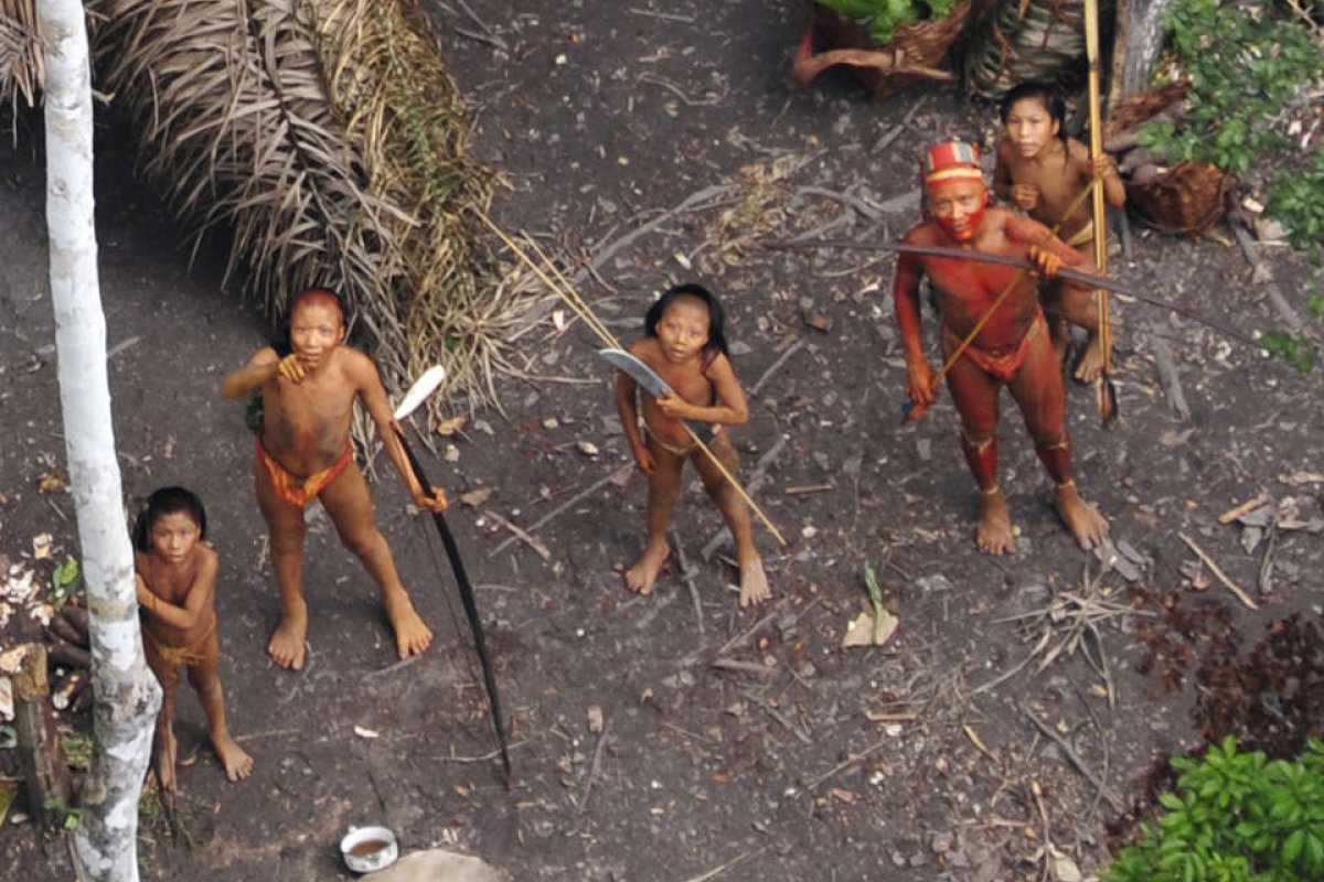 Em manobra, Centrão inclui artigo que autoriza missões religiosas em territórios de índios isolados