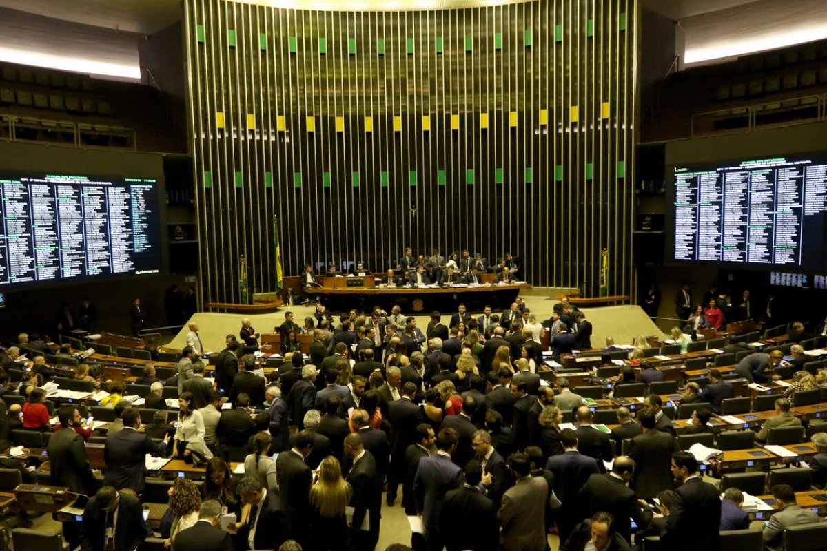 Câmara deve iniciar na terça-feira (9) discussão sobre reforma da Previdência