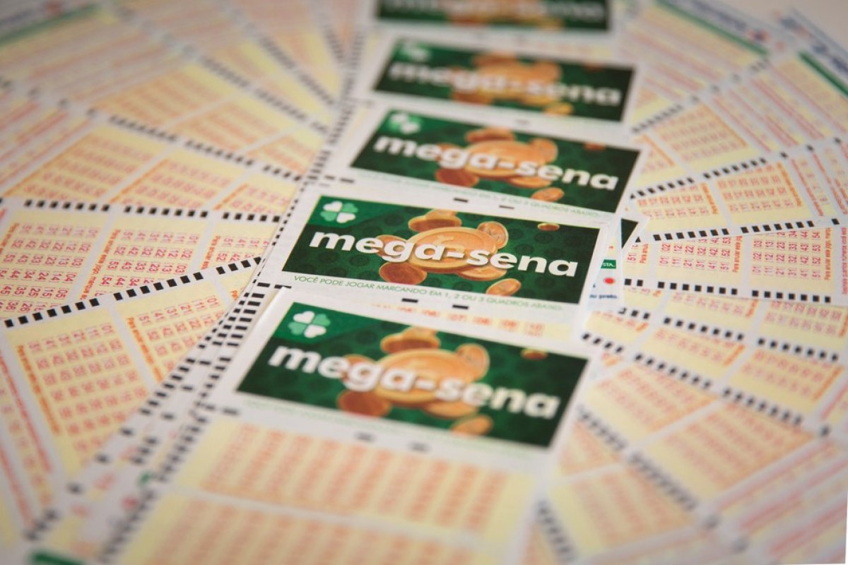 Mega-Sena sorteia R$ 5,5 milhões neste sábado