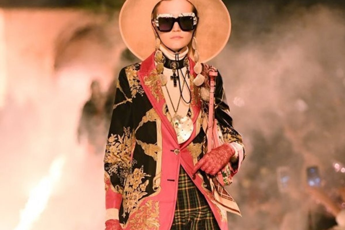 Gucci deixa o calendário tradicional da moda e traça novos planos 