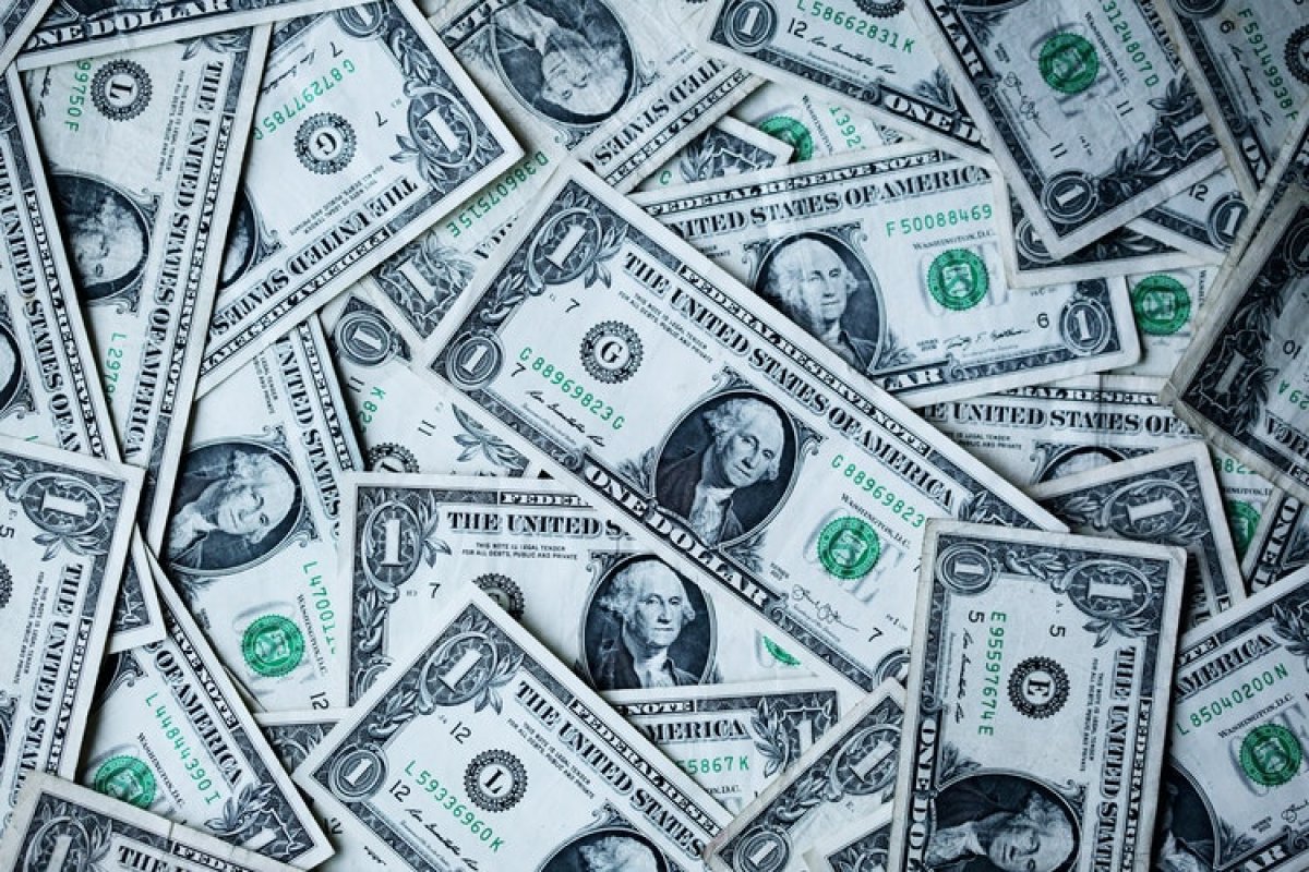 Contas externas fecham abril com melhor superávit da série histórica no Brasil
