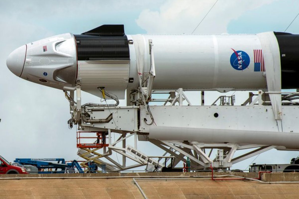 Nasa e SpaceX enviam missão tripulada ao espaço nesta quarta (27)