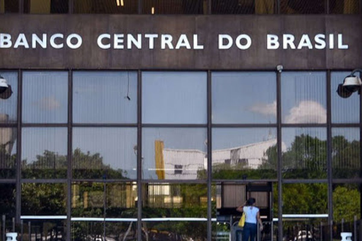 Dívida pública tem déficit de R$ 94,3 bilhões em abril
