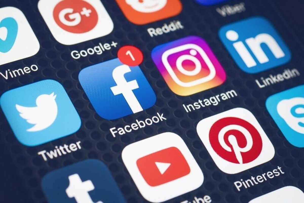  Congresso pode aprovar projeto que prevê multar as redes sociais como forma de disseminar as fakes news