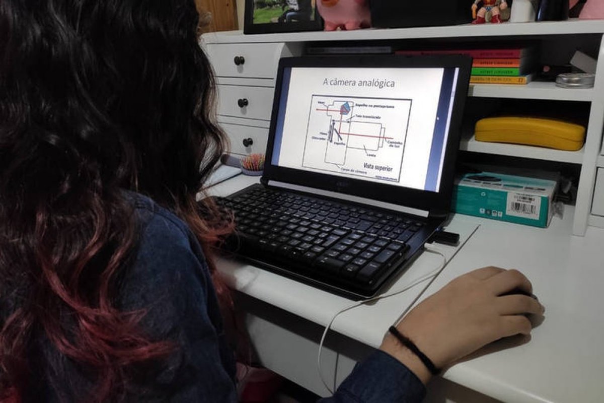 Educação durante a pandemia: como a tecnologia tem ressignificado o estudo nas escolas