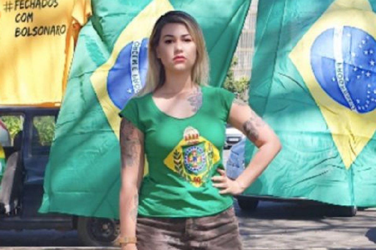 Sara Winter questiona expulsão de Dem
