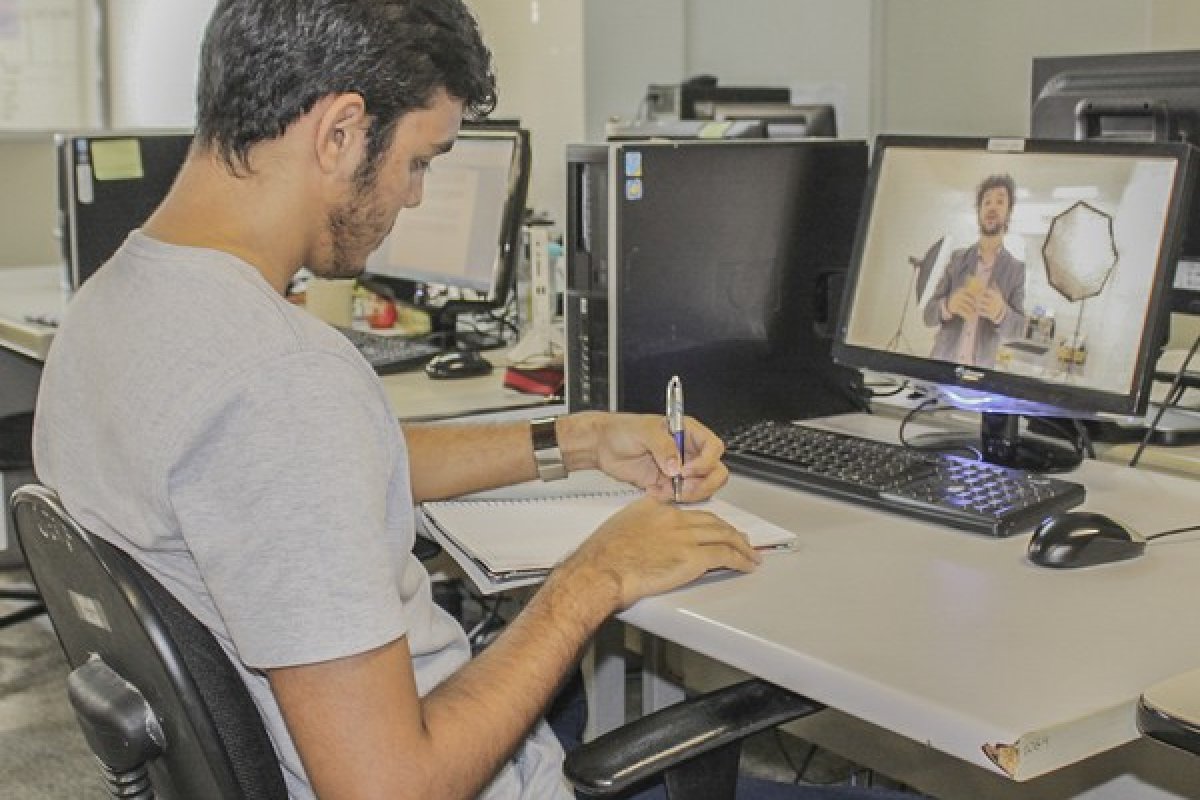 Secretaria de Educação abre seleção para cursos de qualificação profissional do Pronatec