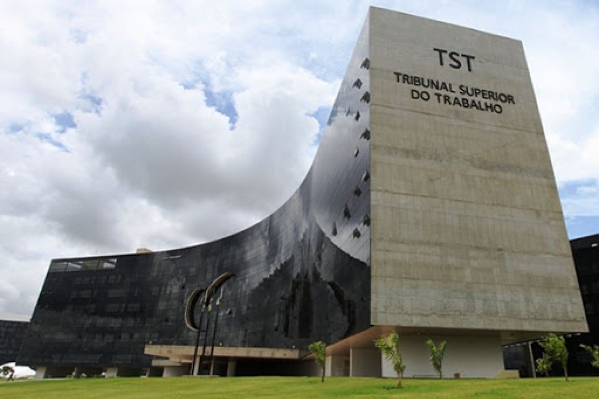 Mais de 1,4 mil ações trabalhistas foram registradas por conta do coronavírus