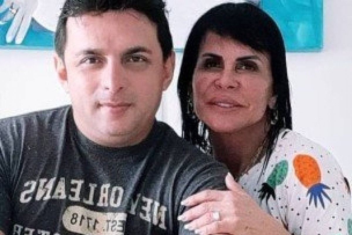 Gretchen rebate críticas por 18º casamento 