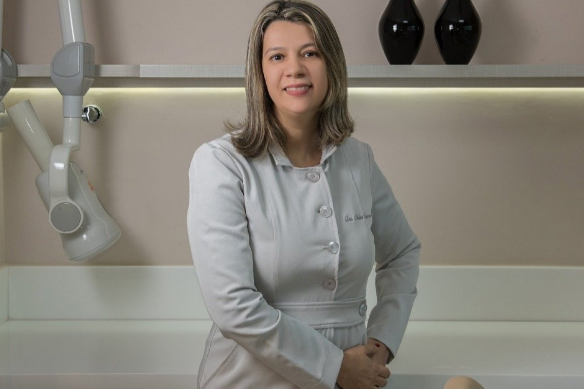 Dentista Amine Senhorinho volta às atividades, após quarentena 