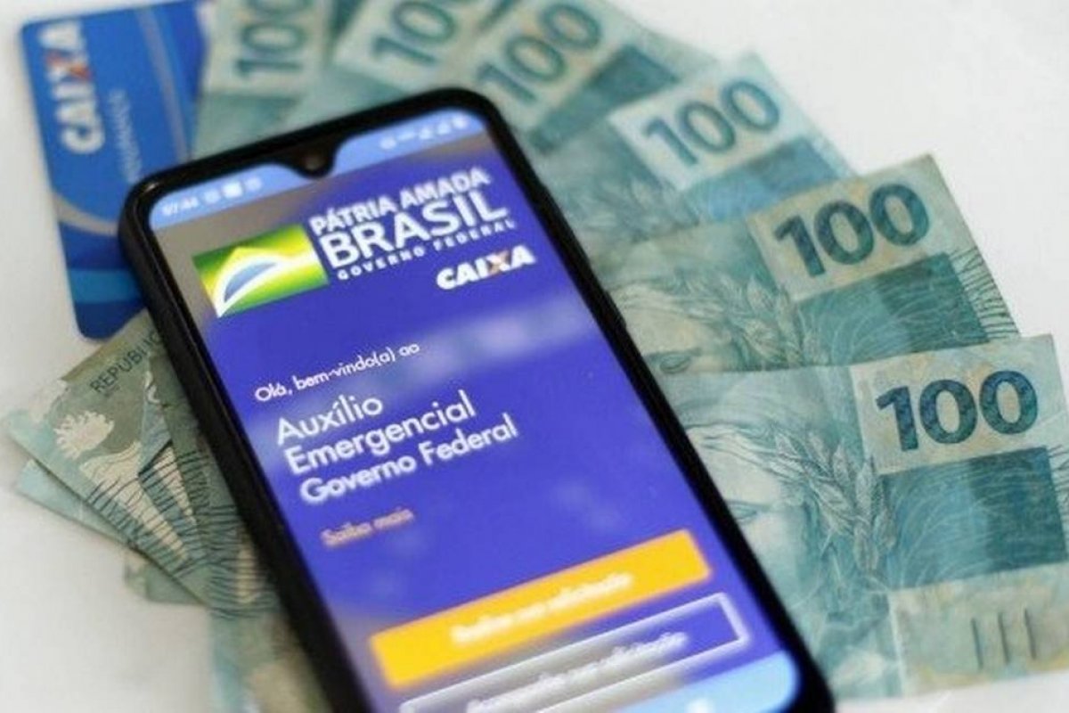 Governo anuncia cronograma da 3ª parcela do auxilio emergencial