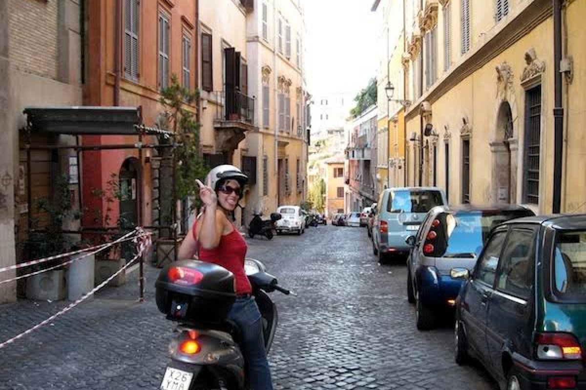 Itália lança campanha para incentivar uso de motos 