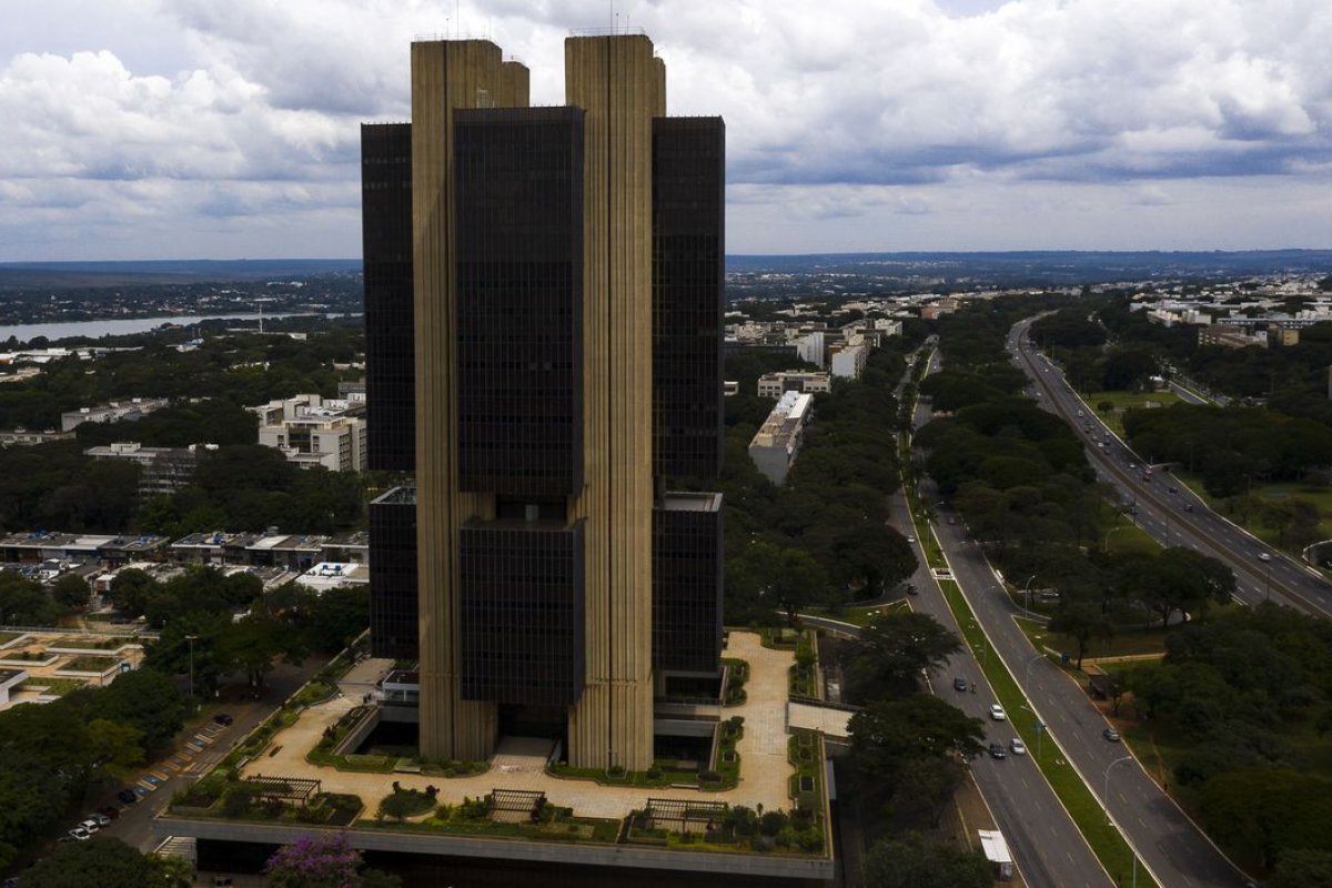 Copom começa nesta terça a reunião para definir taxa Selic