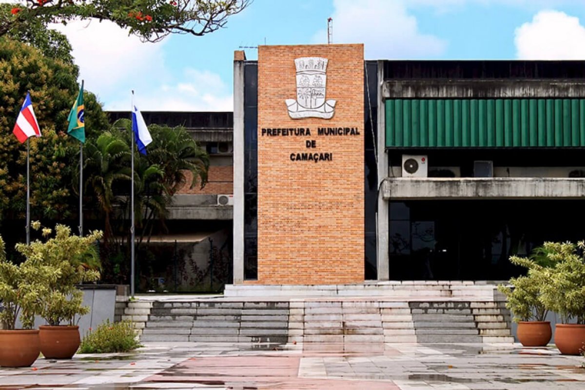 Prefeitura de Camaçari prorroga toque de recolher até a próxima segunda-feira (22)