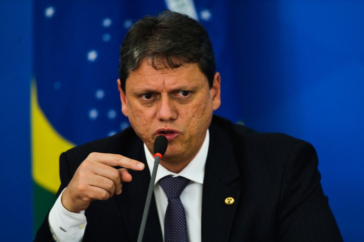 Ministro acredita em retomada da economia pela infraestrutura de transportes
