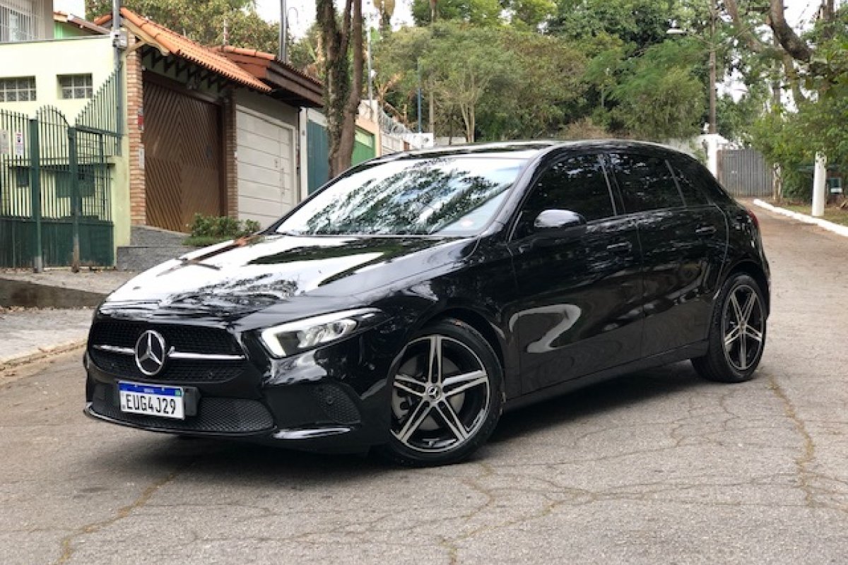 Avaliamos o Classe A250 Vision: hatch esportivo de 224cv 