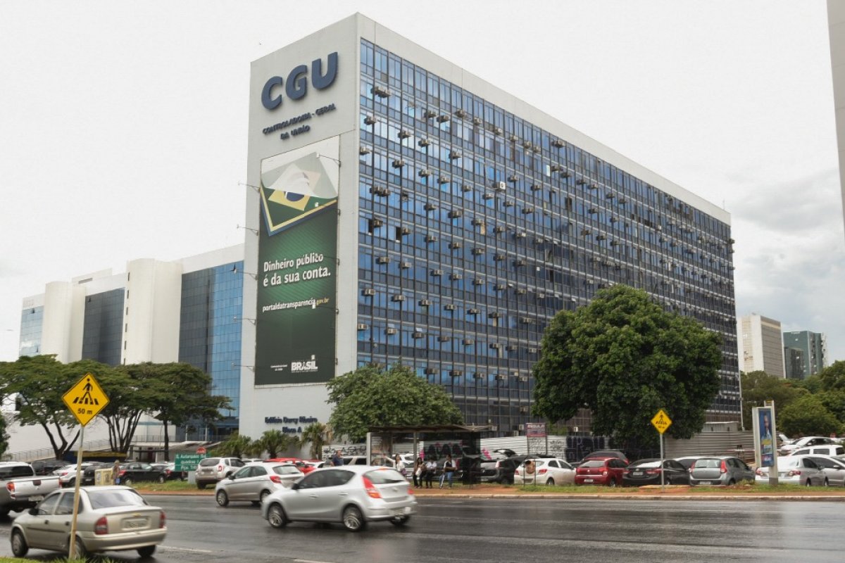 Técnicos da CGU são contra decisão que ampliou sigilo de pareceres jurídicos do governo 
