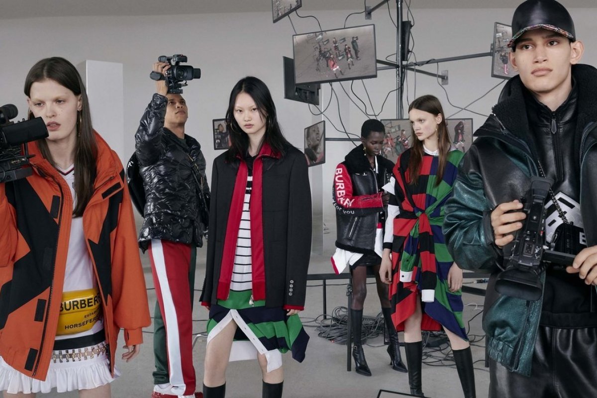 Burberry lançará novas coleções com desfiles digitais 