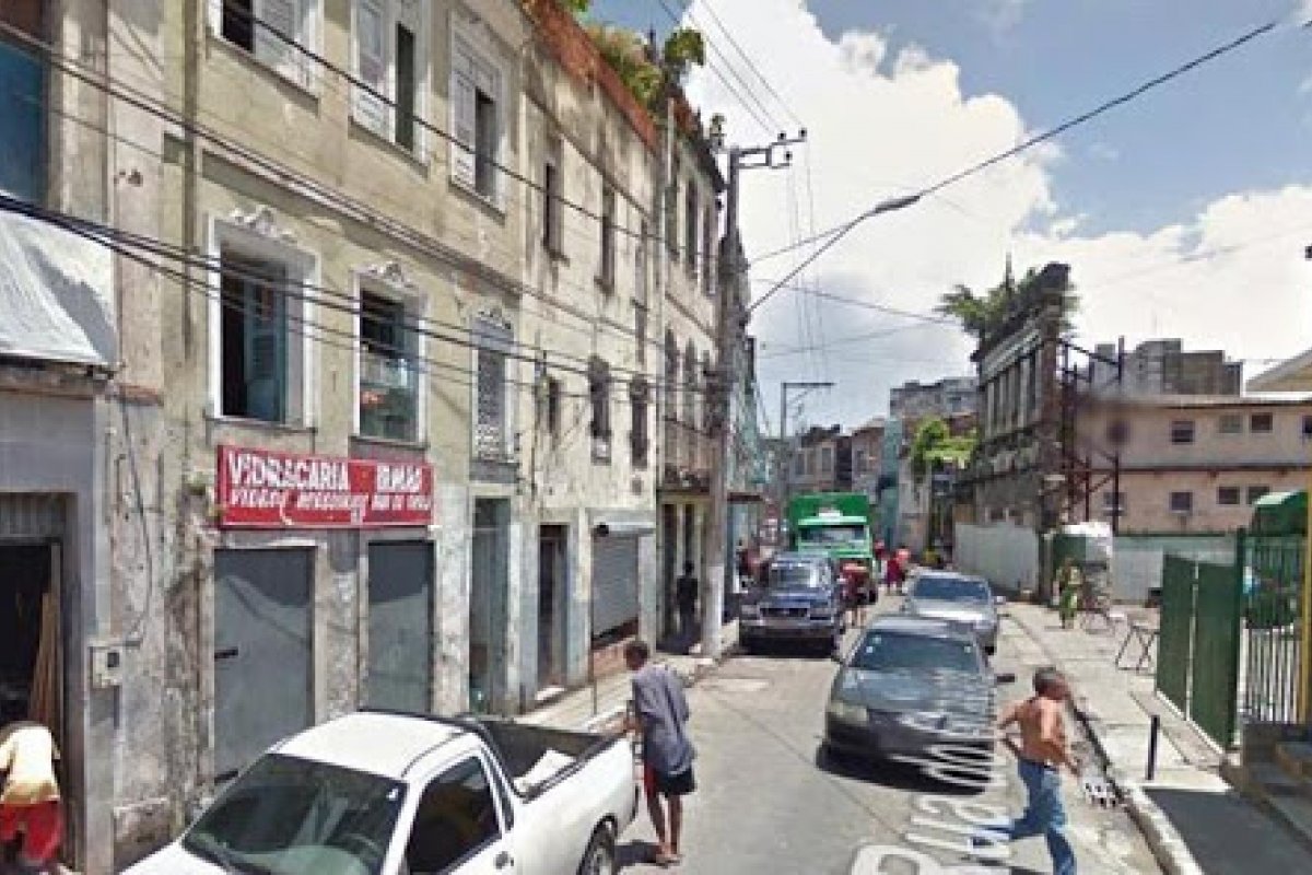 Dois homens são presos após descumprir medida protetiva 
