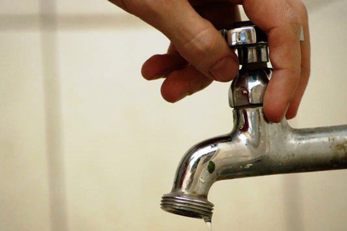 Nove bairros de Salvador têm abastecimento de água interrompido