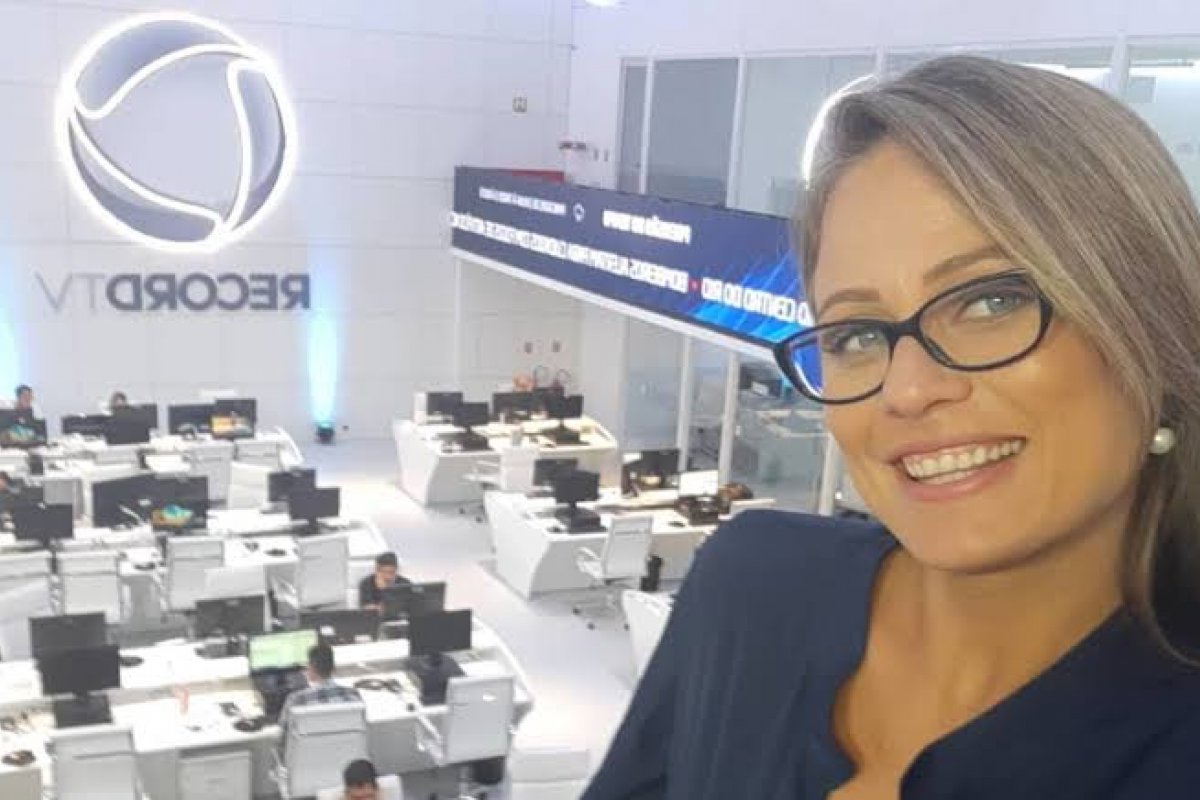 Com medo da violência, repórter da Record TV pede demissão 