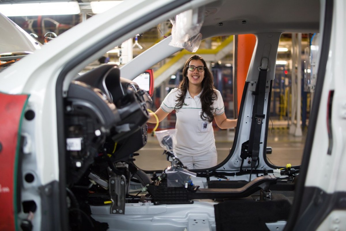 Pela primeira vez, fábrica da Fiat Chrysler será comandada por uma mulher na América Latina 