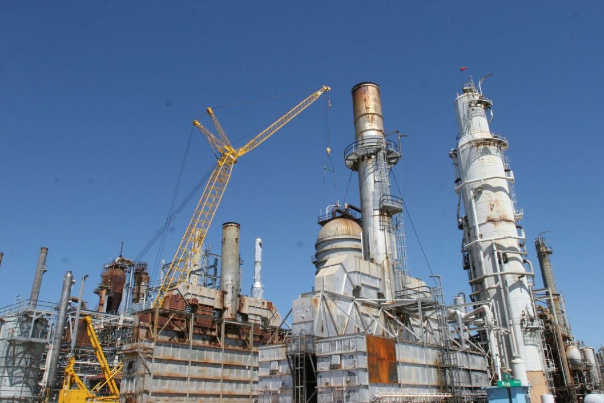 Governo defende venda de refinarias da Petrobras