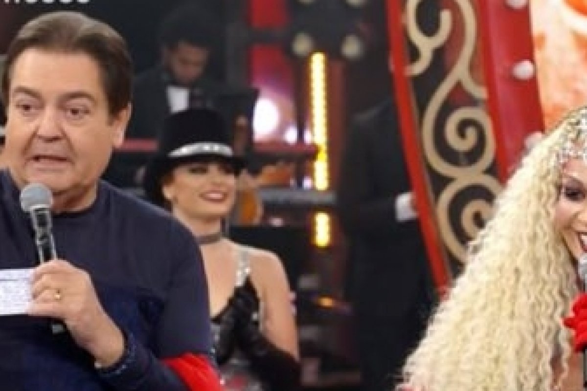  Fausto Silva abre mansão para receber participantes do 'Show dos Famosos' 