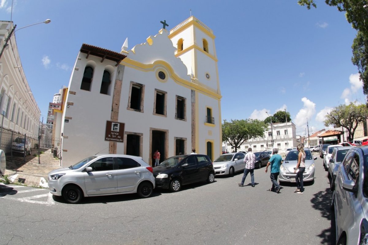 Shoppings e templos religiosos são liberados pela prefeitura de Natal