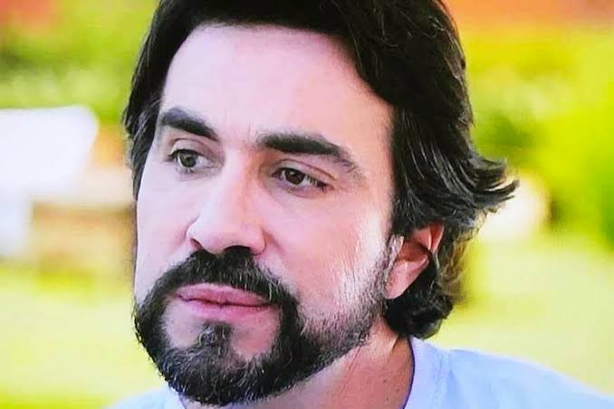 Cheio de humor, Padre Fábio de Melo  brinca sobre o isolamento social: ''Conversando tanto comigo mesmo''