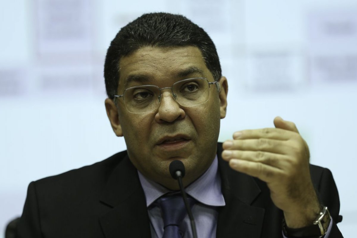 Mansueto é exonerado de cargo no Tesouro Nacional; Bruno Funchal é nomeado para cargo
