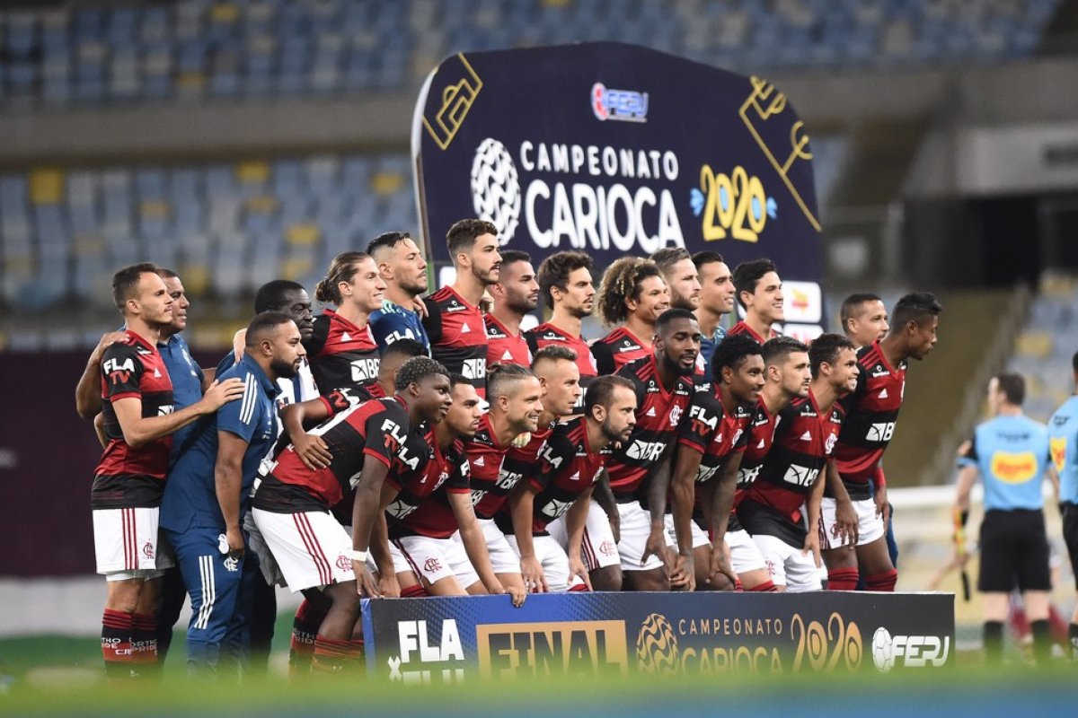 Flamengo vence Fluminense e conquista Campeonato Carioca 