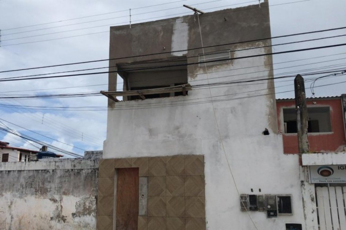 Homem morre eletrocutado enquanto trabalhava no bairro de Piatã, em Salvador 