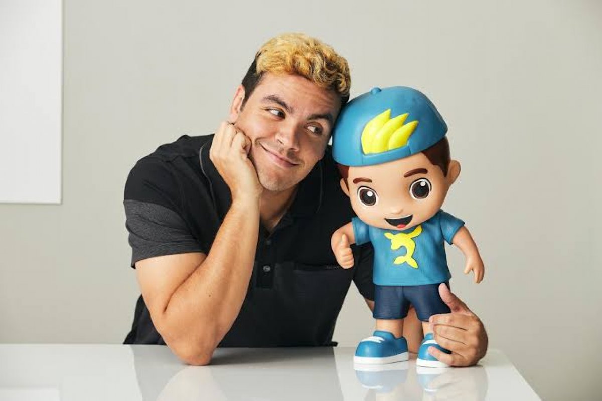 Youtuber Luccas Neto ganha processo contra homem que ligou seus vídeos a pedofilia