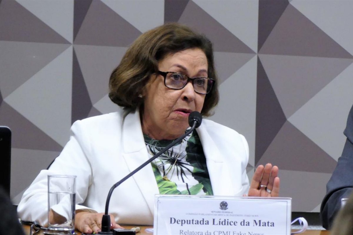 “Estamos correndo um risco de apagão no setor", diz Lídice sobre aprovação da Fundeb 