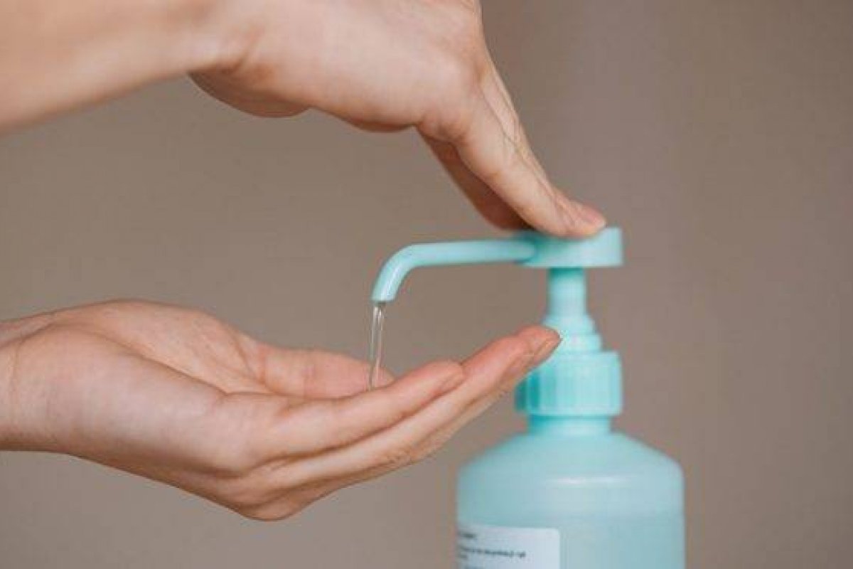 Mãe faz relato em redes sociais sobre acidente grave com álcool em gel