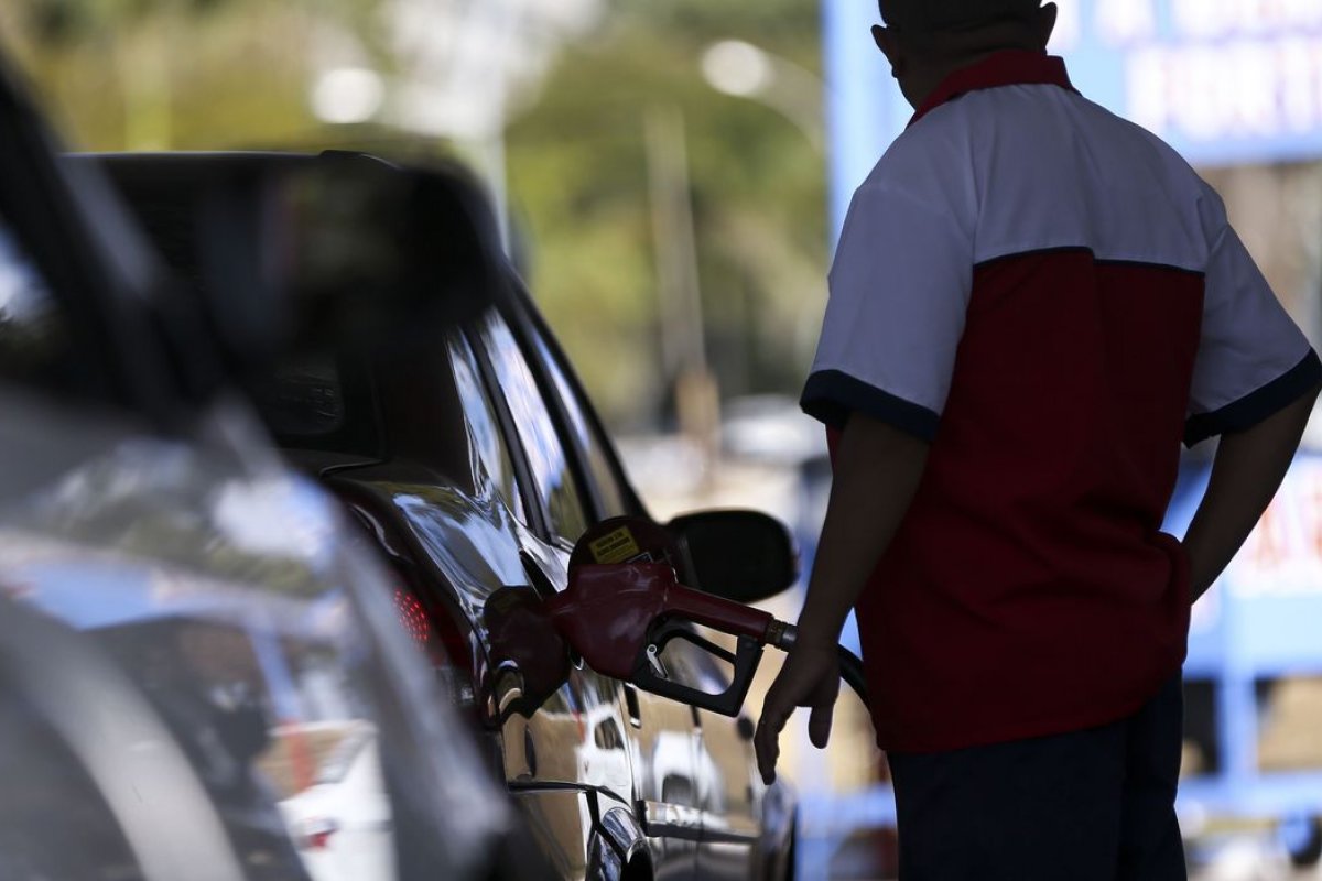 TJ-BA agenda data para julgar ação que pede diminuição de imposto cobrado sobre gasolina na Bahia