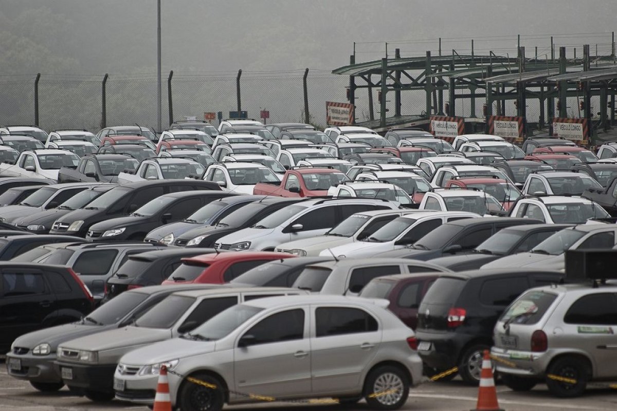 Mais de 52 mil brasileiros foram enganados com golpe de leilão online de carros 