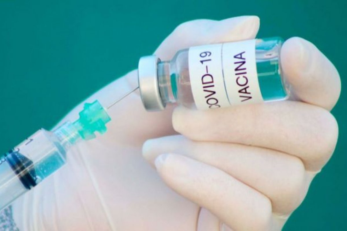 De nove vacinas desenvolvidas contra Covid-19 que foram testadas em humanos, cinco estão na etapa final