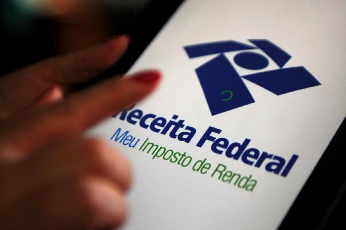 Receita paga terceiro lote da restituição do Imposto de Renda nesta sexta-feira (31)