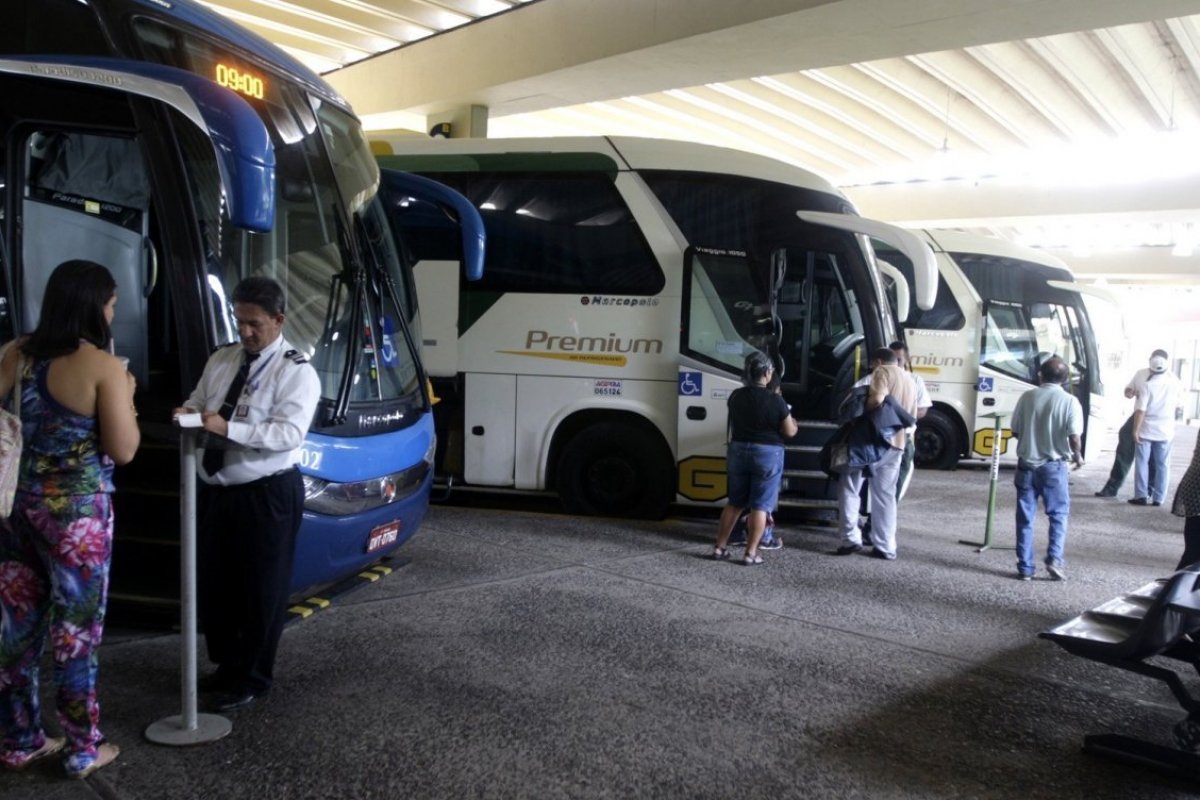 Bahia tem mais seis municípios com transporte suspenso 