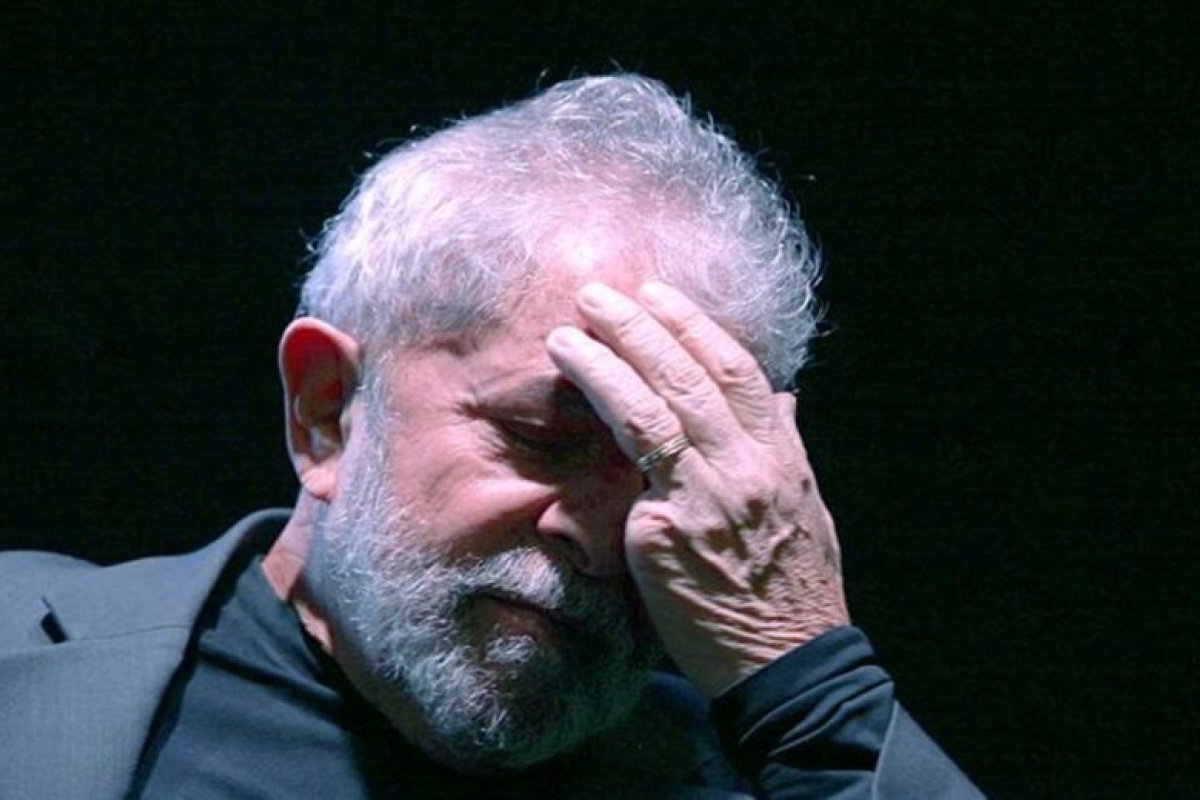 TRF-4 nega pedido de Lula e mantém desembargadores no processo do sitio em Atibaia