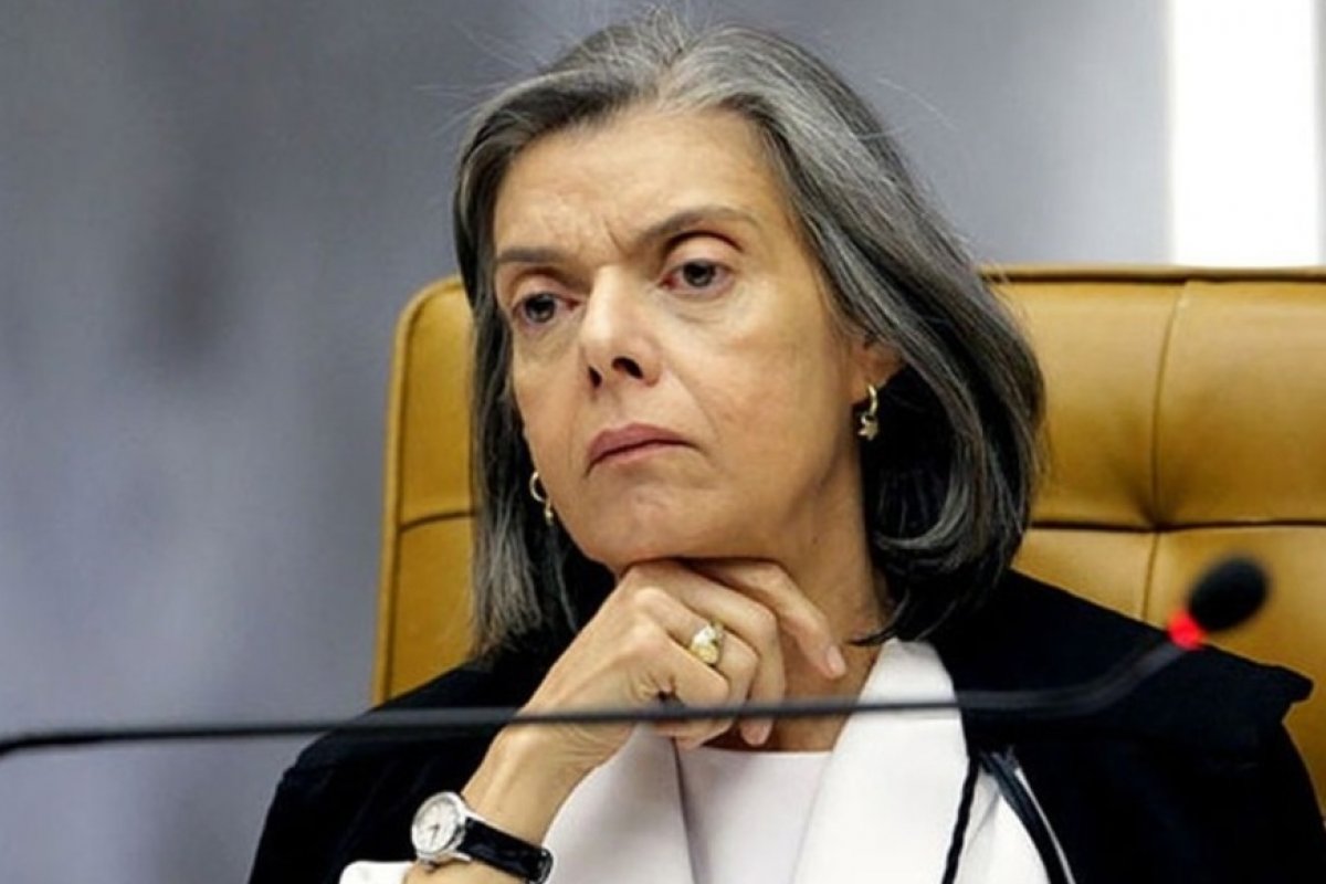 STF dá prazo de 48h para que o Ministério da Justiça faça esclarecimentos sobre relatório sigiloso